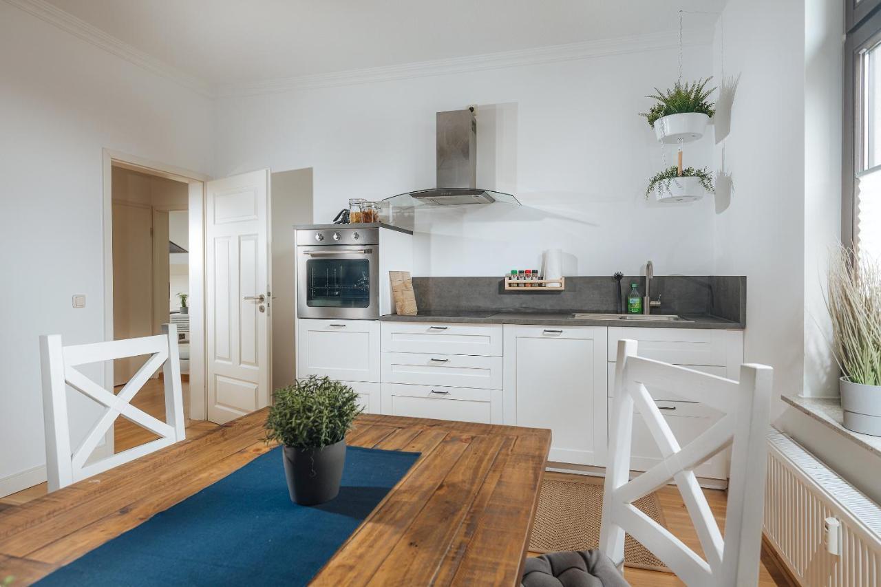 Grosse Koje Mit Terrasse Apartment Rostock Bagian luar foto