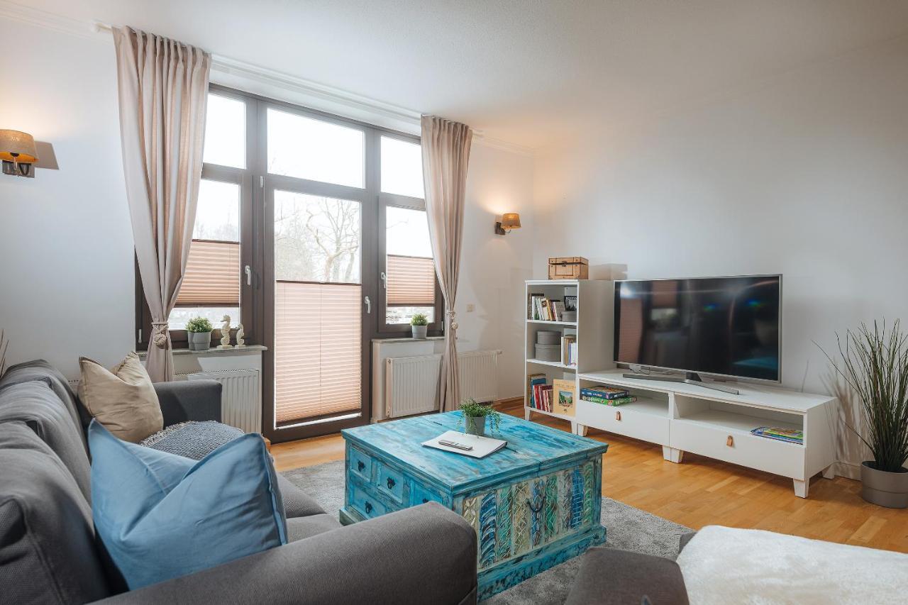 Grosse Koje Mit Terrasse Apartment Rostock Bagian luar foto